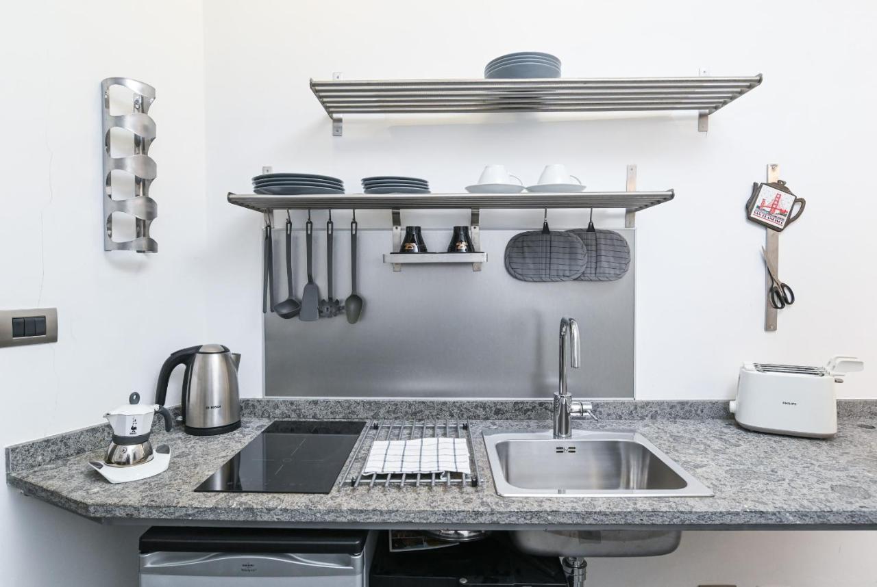 רומא The Essential Trastevere Design Studio מראה חיצוני תמונה