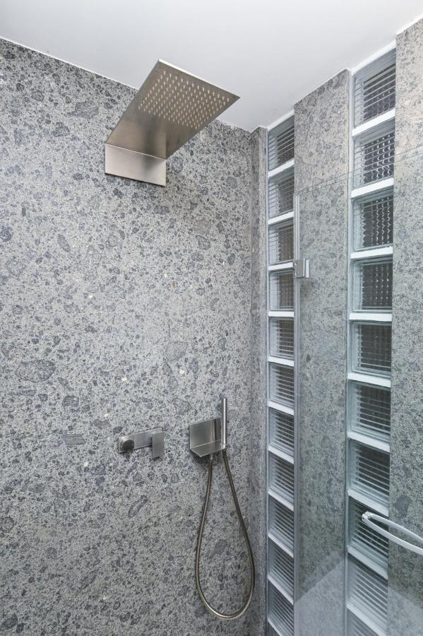רומא The Essential Trastevere Design Studio מראה חיצוני תמונה