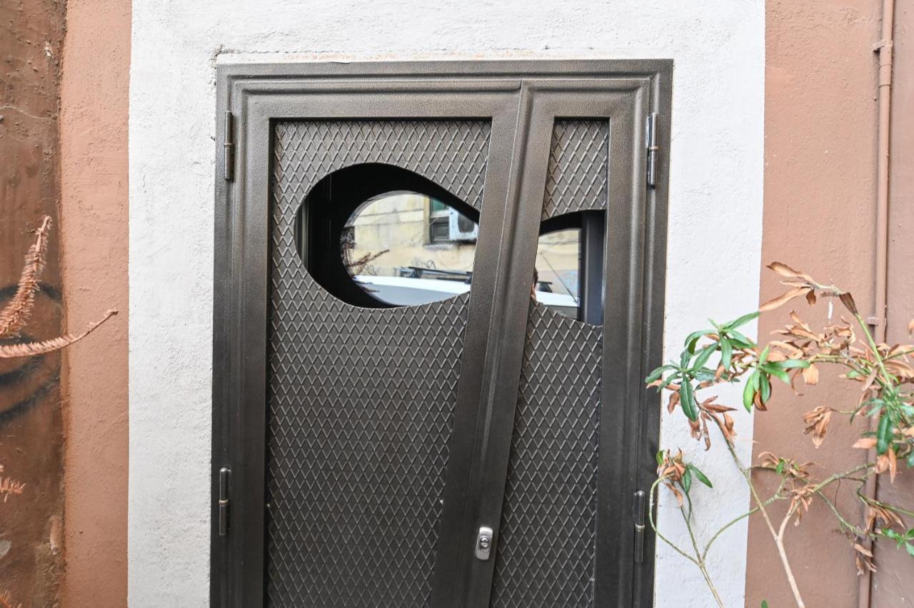רומא The Essential Trastevere Design Studio מראה חיצוני תמונה