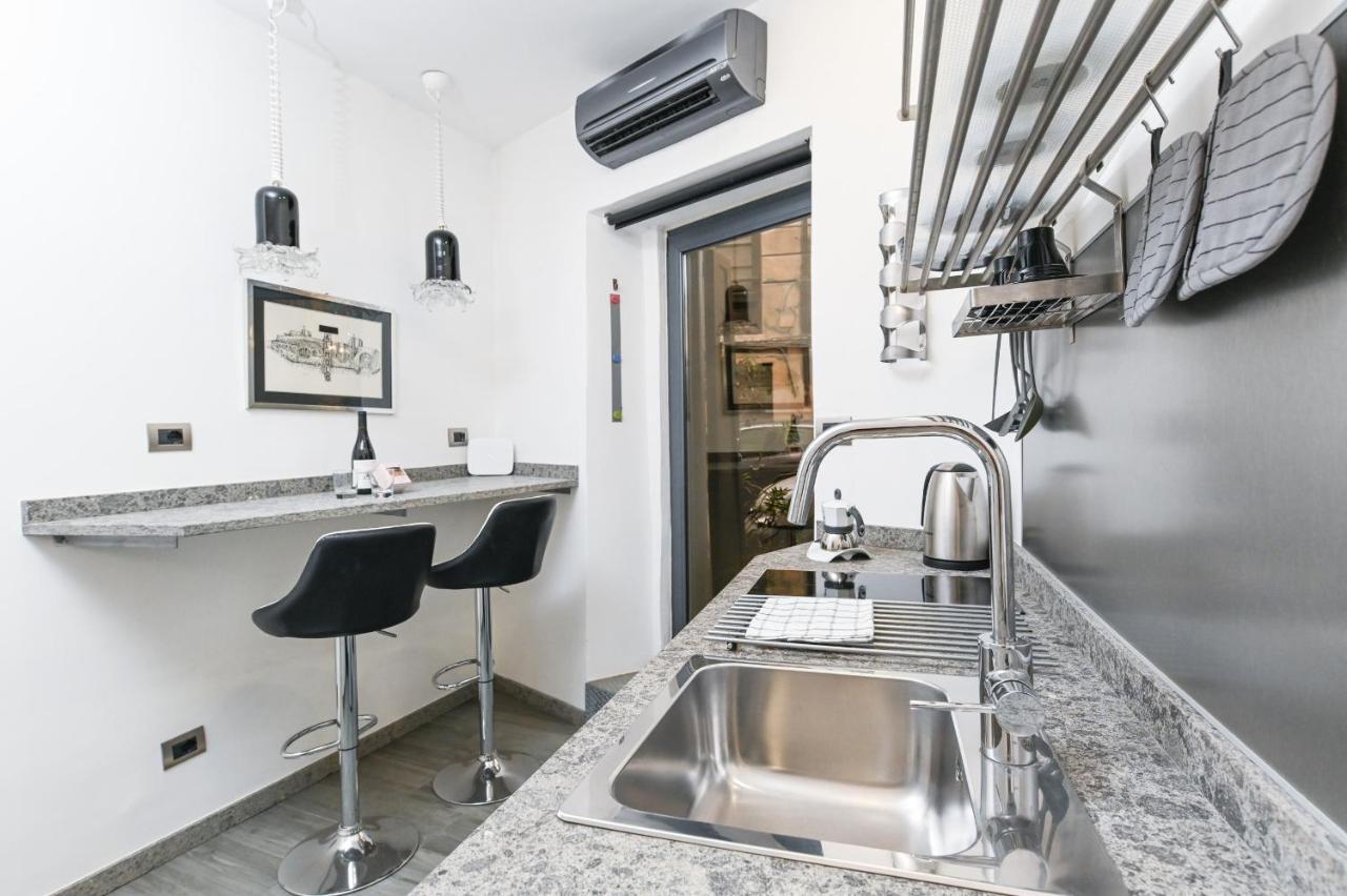 רומא The Essential Trastevere Design Studio מראה חיצוני תמונה
